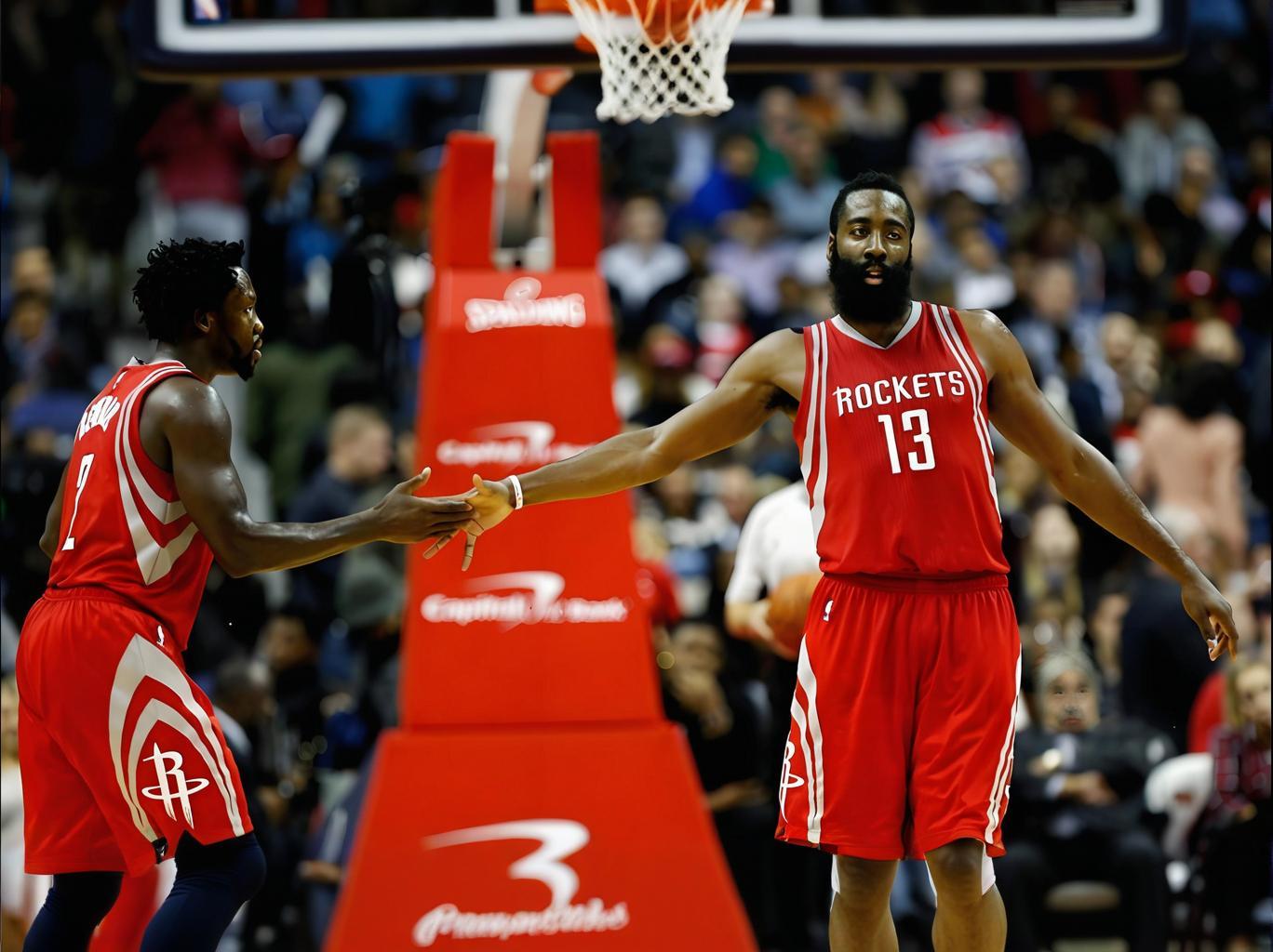 就有娱乐-包含哈登连续二十场比赛得分超过挺进下一轮，巴塞罗那挑战极限！的词条