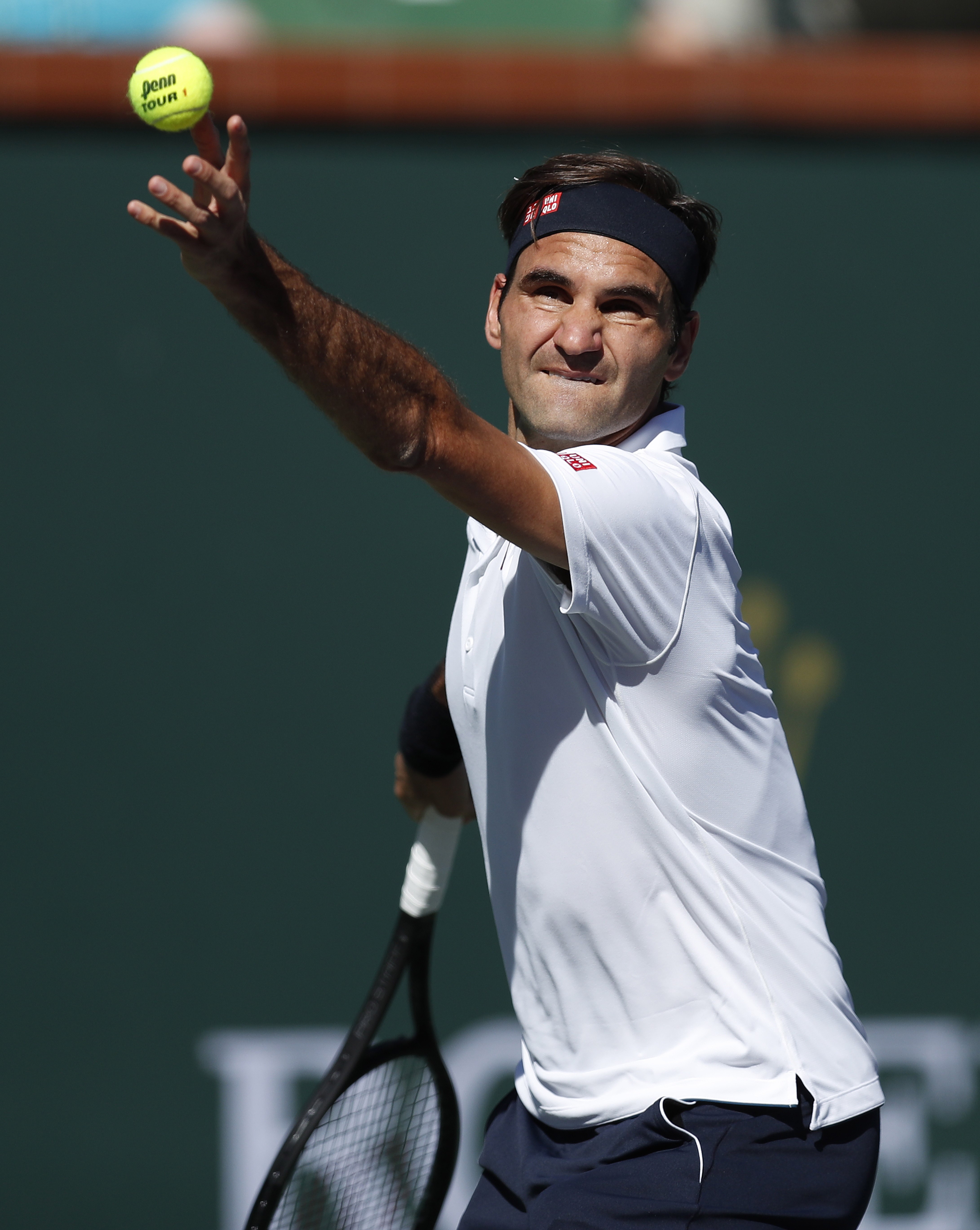 九游-费德勒在利物浦比赛中战术调整,突破纪录引发热议!的简单介绍