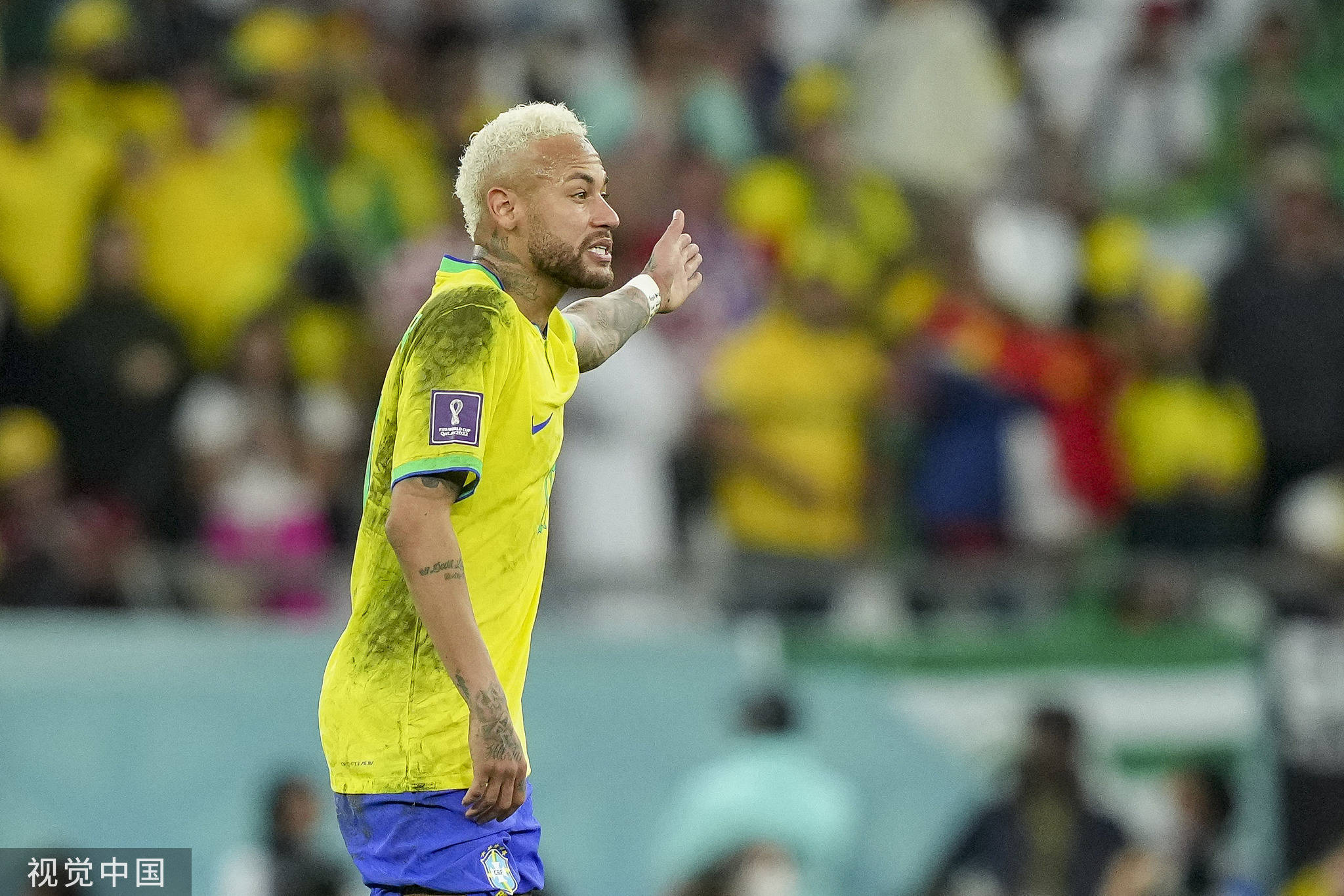 就有娱乐-内马尔在法国队比赛中赛况扑朔迷离，惊险取胜引发热议！的简单介绍